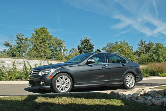 Driven: 2009 Mercedes-Benz C300 Sport - Winding Road Magazine