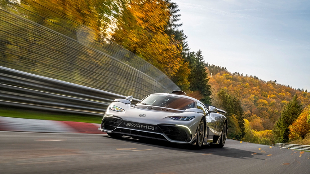 F1 de rua, Mercedes-AMG Project One é flagrado em Nurburgring