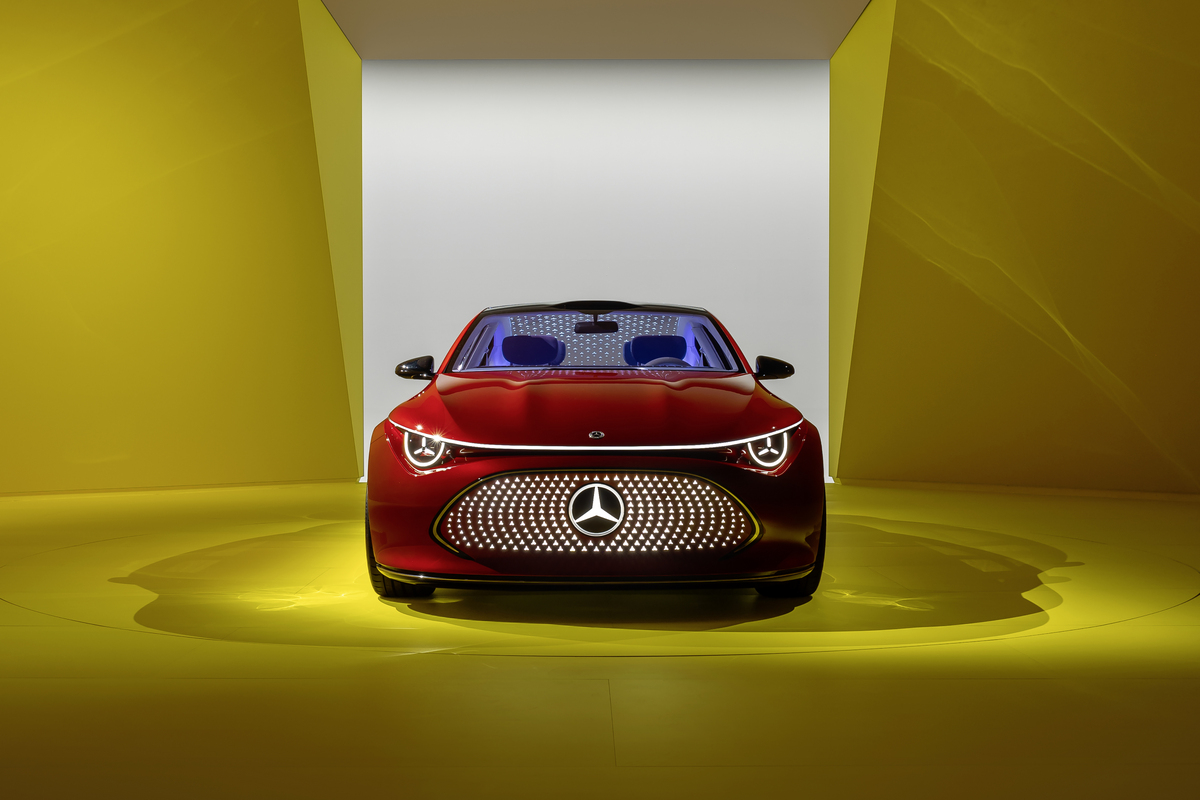 Mercedes-Benz Electric CLA Concept front