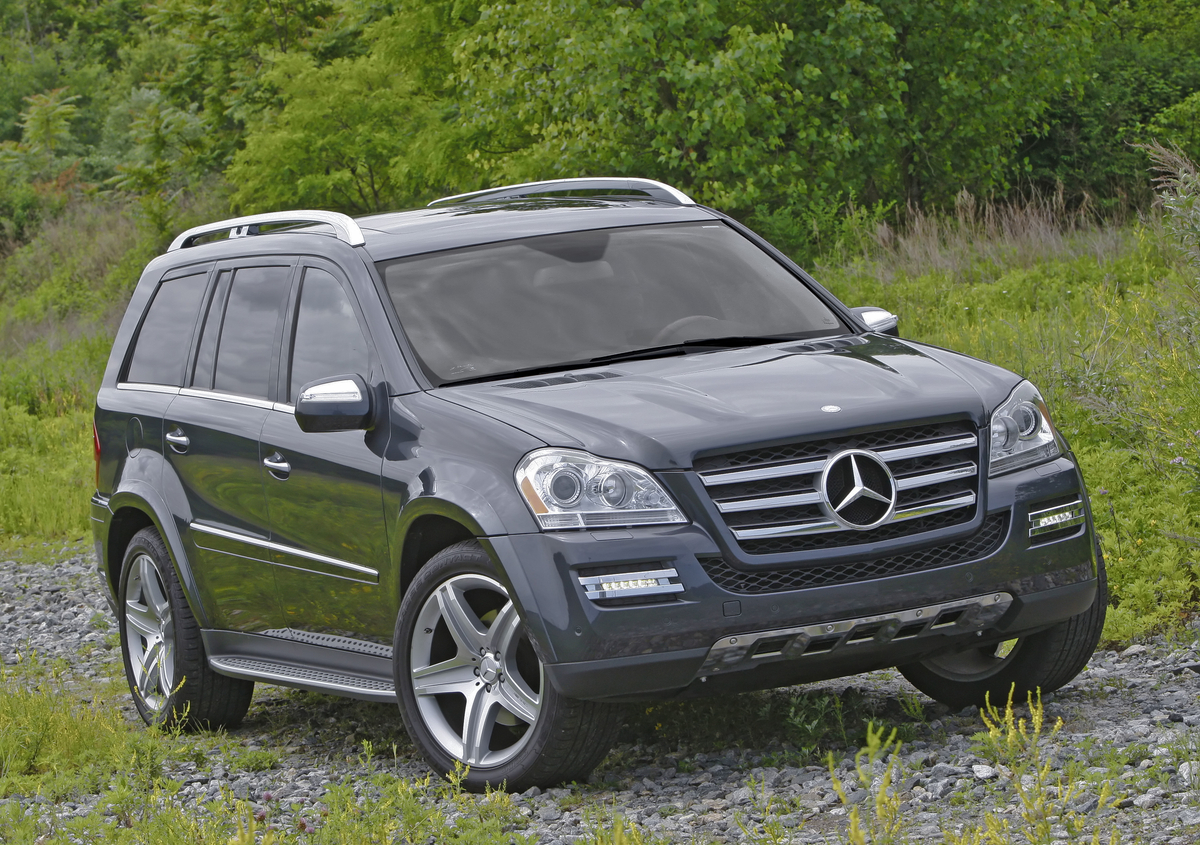 Quick Drive: 2012 Mercedes-Benz GL550 - Winding Road Magazine