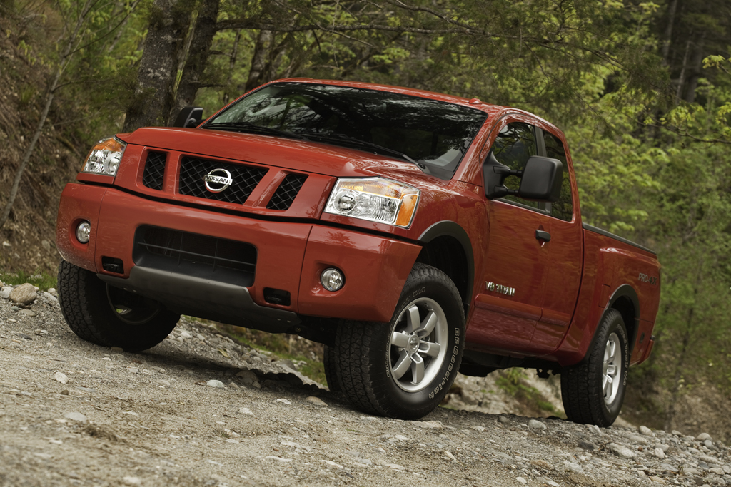 2011 nissan titan horsepower sale