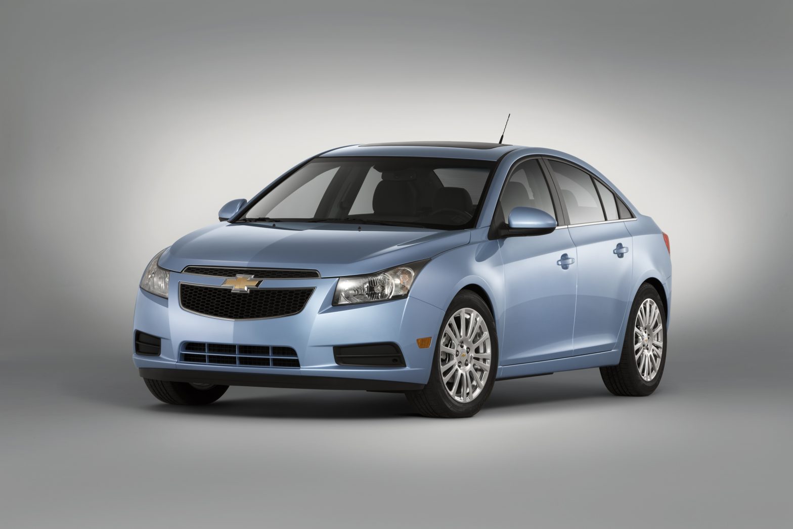 Quick Drive: 2012 Chevrolet Cruze Eco - Winding Road Magazine