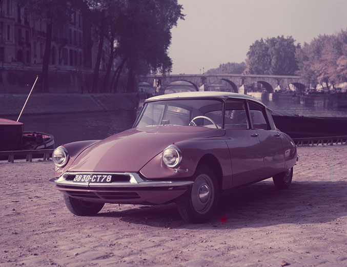 Drive: 1960 Citroen DS